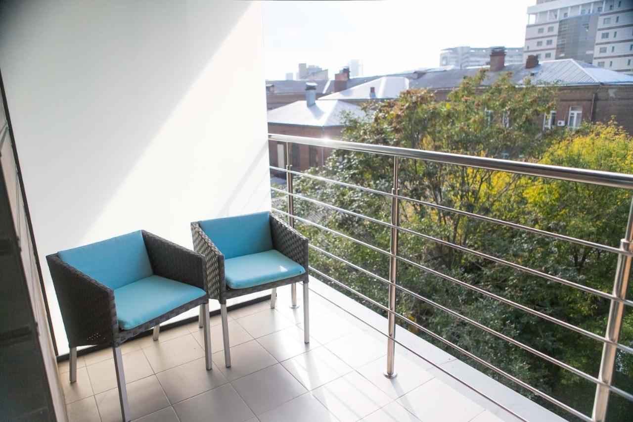 Stylish 1 Bedroom Studio Near Most City Dnipro Exterior photo